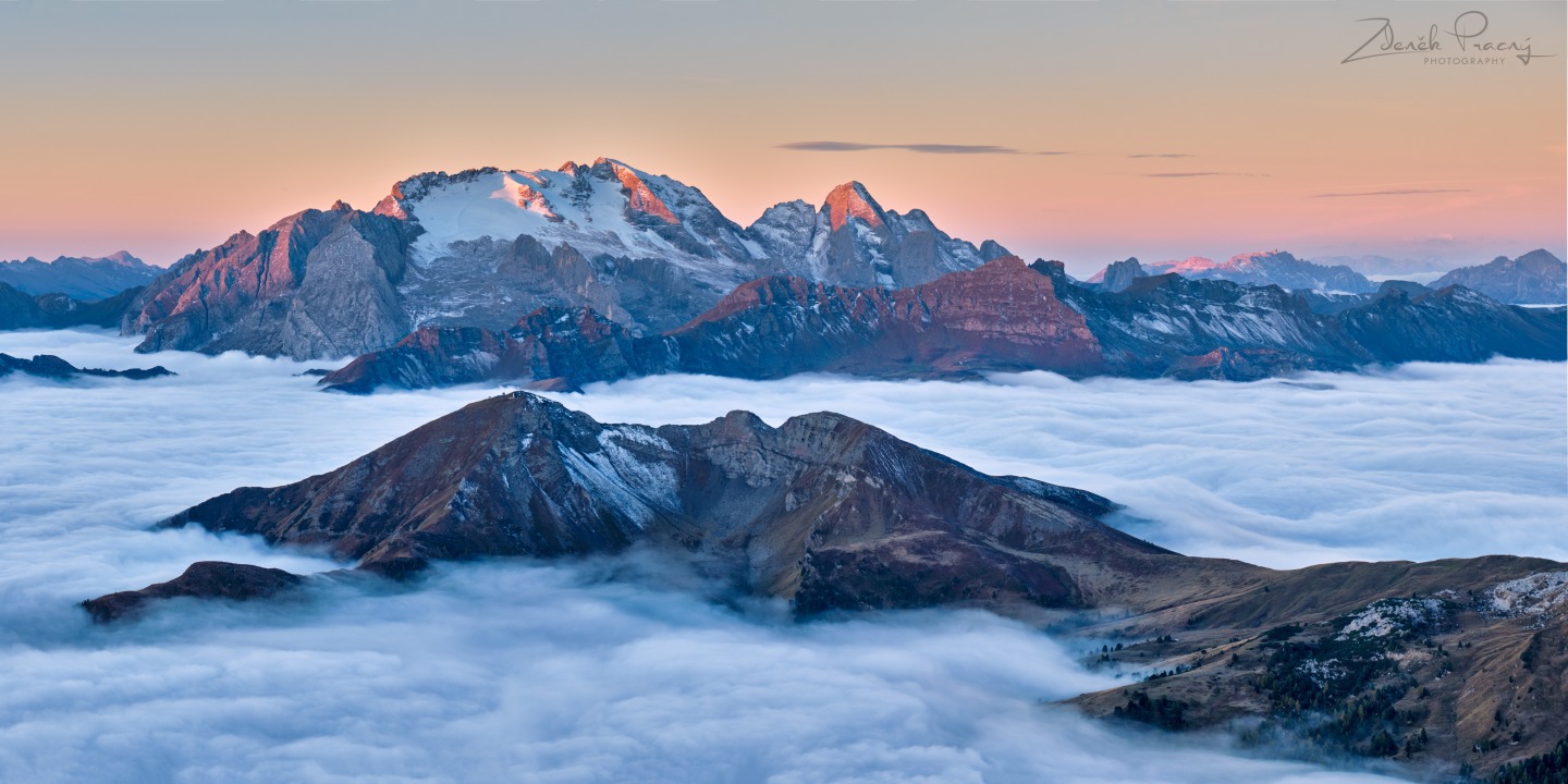 Marmolada v prvních paprsích slunce